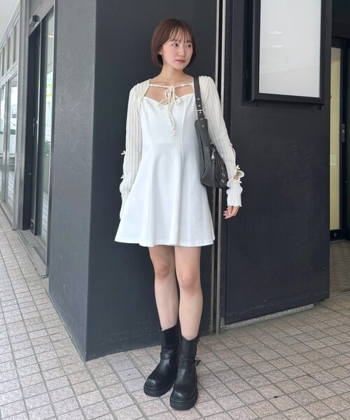 mline（エムライン）の「[mline]フレアタイトミニワンピ（ワンピース・レディース・ブラック/オフホワイト・1/2）」の8枚目の写真