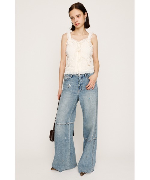 SLY(スライ)の「STUDS SEAM DESIGN FLARE PT-B スタッズ シームデザイン フレアパンツ ビー 秋服(デニムパンツ・レディース・ブルー・1/2)」の3枚目の写真