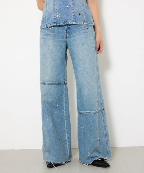 SLY(スライ)の「STUDS SEAM DESIGN FLARE PT-B スタッズ シームデザイン フレアパンツ ビー 秋服(デニムパンツ・レディース・ブルー・1/2)」の15枚目の写真