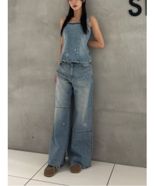 SLY(スライ)の「STUDS SEAM DESIGN FLARE PT-B スタッズ シームデザイン フレアパンツ ビー 秋服(デニムパンツ・レディース・ブルー・1/2)」の18枚目の写真