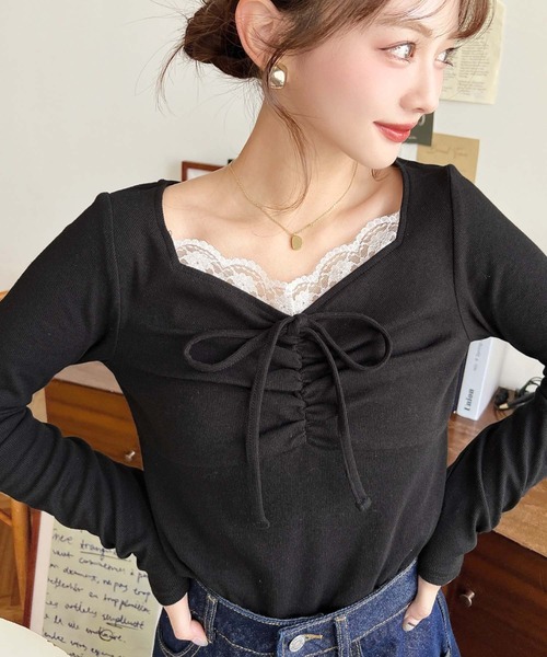 moment+（モーメントプラス）の「無地×ドット×花柄フロントレースギャザーリボン長袖トップス（Tシャツ/カットソー・レディース・ブラック系その他/ブラック/アイボリー/ホワイト系その他/チャコールグレー/杢グレー/ピンク/ネイビー/イエロー系2/ネイビー系/ブラック系2/ホワイト系2・L/M）」の4枚目の写真