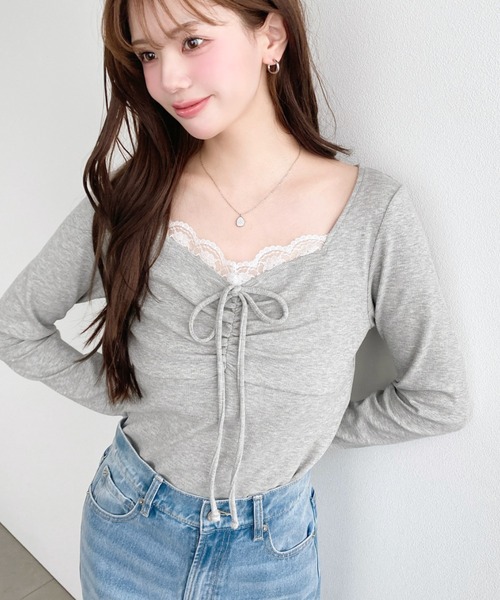 moment+(モーメントプラス)の「無地×ドット×花柄フロントレースギャザーリボン長袖トップス(Tシャツ/カットソー・レディース・ブラック系その他/ブラック/アイボリー/ホワイト系その他/チャコールグレー/杢グレー/ピンク/ネイビー/イエロー系2/ネイビー系/ブラック系2/ホワイト系2・L/M)」の20枚目の写真