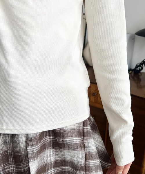 moment+（モーメントプラス）の「無地×ドット×花柄フロントレースギャザーリボン長袖トップス（Tシャツ/カットソー・レディース・ブラック系その他/ブラック/アイボリー/ホワイト系その他/チャコールグレー/杢グレー/ピンク/ネイビー/イエロー系2/ネイビー系/ブラック系2/ホワイト系2・L/M）」の20枚目の写真