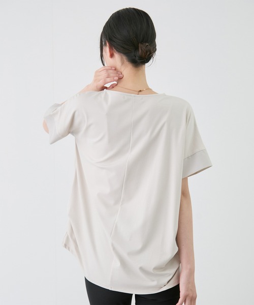 Jayro(ジャイロ)の「ポンチ裾タックプルオーバー(Tシャツ/カットソー・レディース・ブラック/オフホワイト/ピンク/グレー・M)」の20枚目の写真