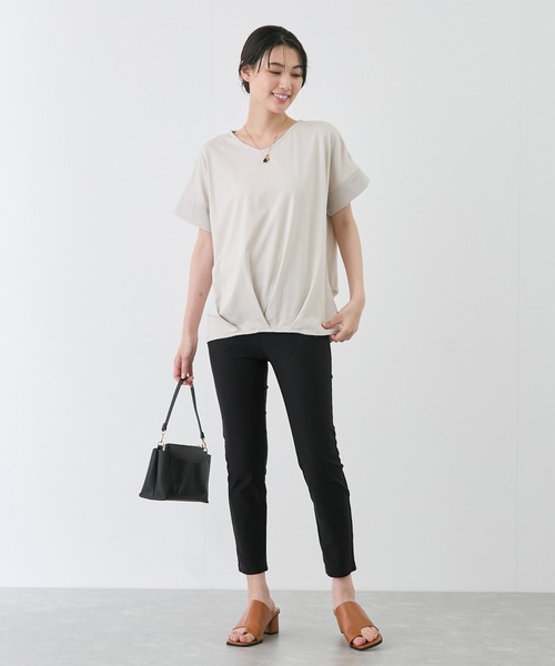 Jayro(ジャイロ)の「ポンチ裾タックプルオーバー(Tシャツ/カットソー・レディース・ブラック/オフホワイト/ピンク/グレー・M)」の21枚目の写真
