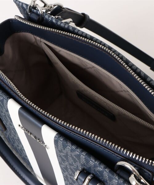 MICHAEL KORS(マイケルコース)の「MARILYN MD SATCHEL サッチェル(ハンドバッグ・レディース・ネイビー・FREE)」の4枚目の写真
