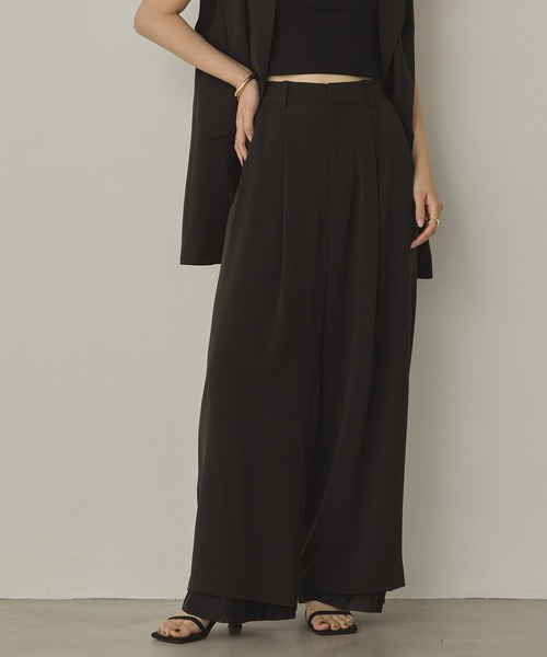 hunch(ハンチ)の「ポリツイル シアーワイドストレートパンツ(その他パンツ・レディース・ブラック/カーキ/ダークブラウン・FREE)」の9枚目の写真