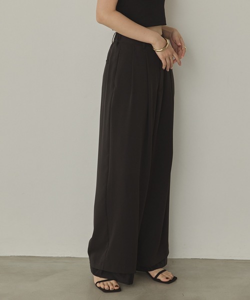 hunch(ハンチ)の「ポリツイル シアーワイドストレートパンツ(その他パンツ・レディース・ブラック/カーキ/ダークブラウン・FREE)」の10枚目の写真