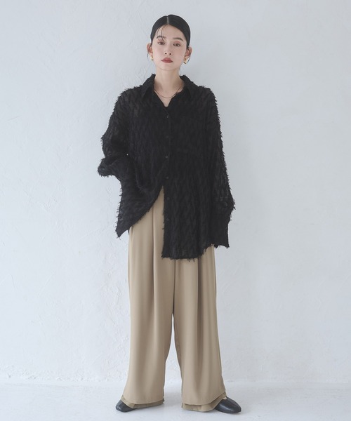 hunch(ハンチ)の「ポリツイル シアーワイドストレートパンツ(その他パンツ・レディース・ブラック/カーキ/ダークブラウン・FREE)」の7枚目の写真