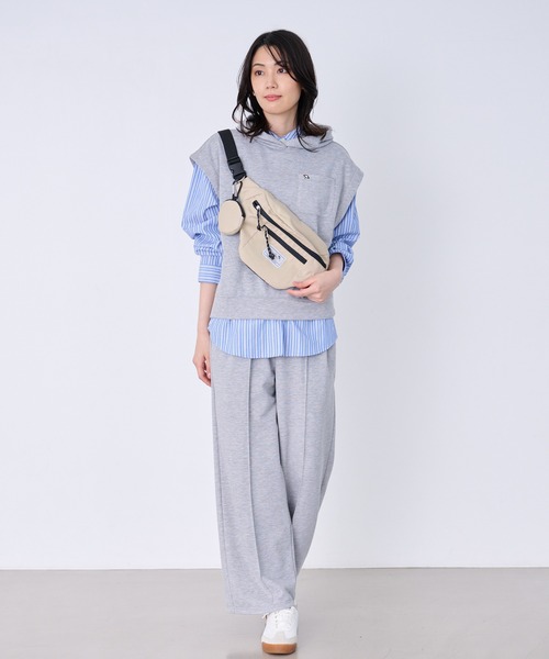 Arnold Palmer（アーノルドパーマー）の「10ポケット ボディバッグ（ボディバッグ/ウエストポーチ・レディース・レッド/ベージュ/ブラック・F）」の7枚目の写真