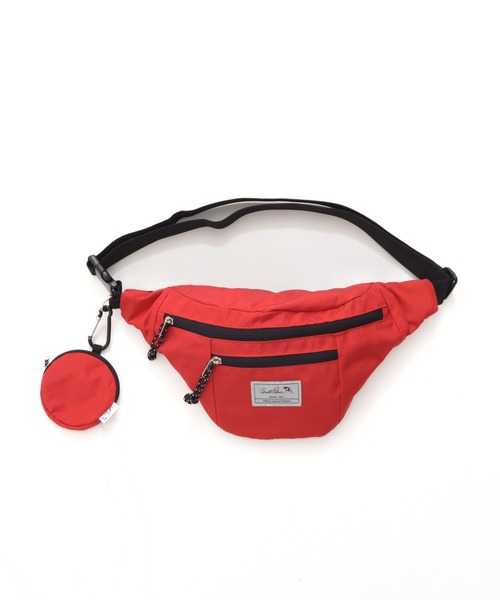 Arnold Palmer（アーノルドパーマー）の「10ポケット ボディバッグ（ボディバッグ/ウエストポーチ・レディース・レッド/ベージュ/ブラック・F）」の6枚目の写真