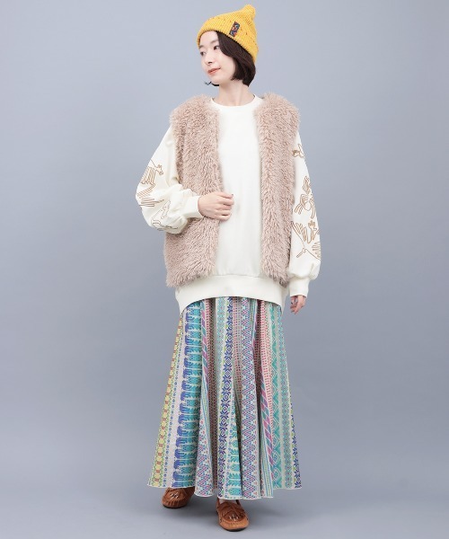 チチカカ（チチカカ）の「ナスカ刺繍スリーブプルオーバー（スウェット・レディース・オレンジ/ブラック/ホワイト・FREE）」の13枚目の写真