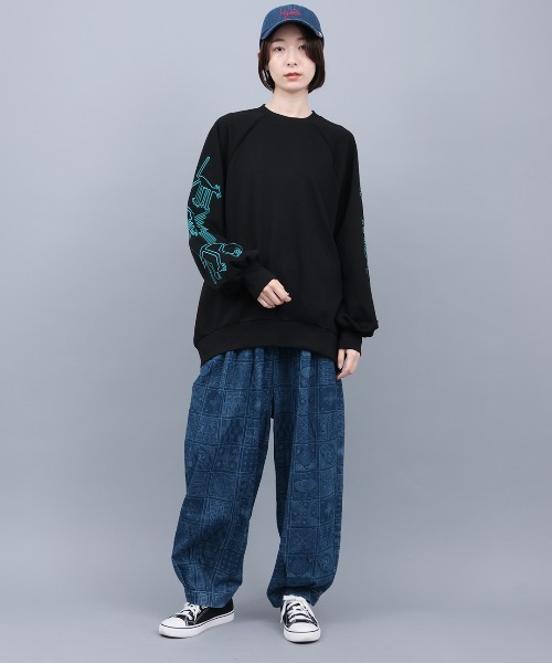 チチカカ（チチカカ）の「ナスカ刺繍スリーブプルオーバー（スウェット・レディース・オレンジ/ブラック/ホワイト・FREE）」の14枚目の写真