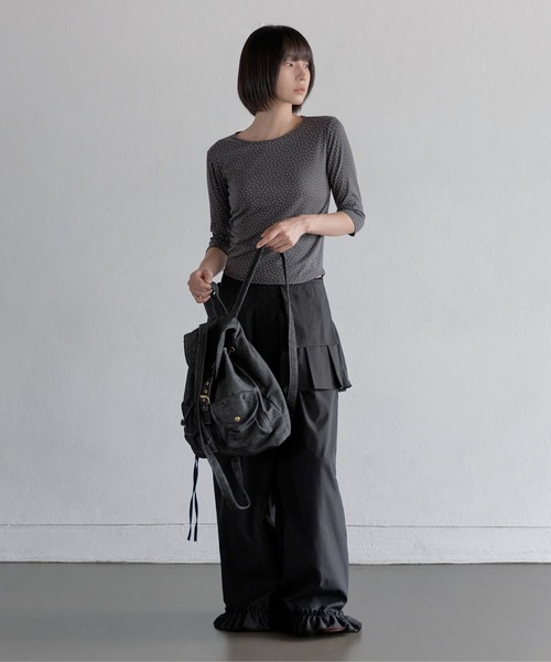 UNE MANSION(ユヌマンション)の「【UNE ORIGINAL】選べるユニークパターンラウンドネック7分丈カットソー(Tシャツ/カットソー・レディース・チャコールグレー/バーガンディー/ネイビー/ブラック・SMALL/MEDIUM)」の9枚目の写真