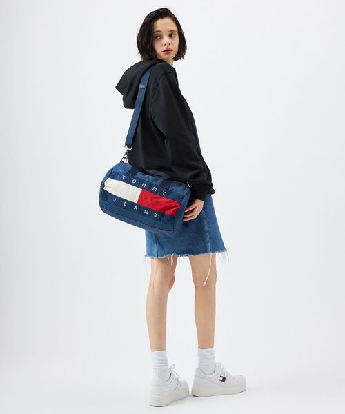 tommy jeans（トミー ジーンズ）の「デニムミニダッフルバッグ（ショルダーバッグ・レディース・インディゴブルー・FREE）」の5枚目の写真