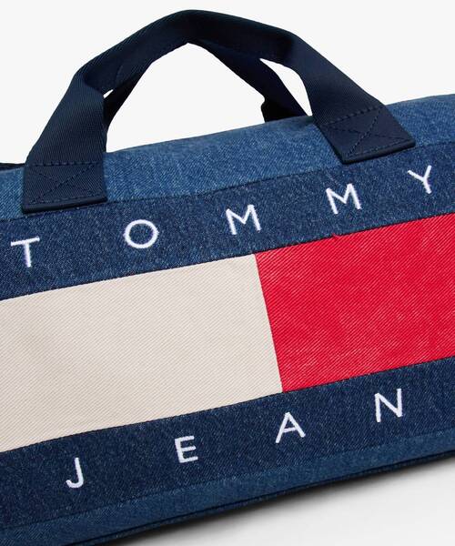 tommy jeans（トミー ジーンズ）の「デニムミニダッフルバッグ（ショルダーバッグ・レディース・インディゴブルー・FREE）」の13枚目の写真