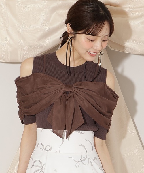 WILLSELECTION（ウィルセレクション）の「チュールオフショルリブニット（ニット/セーター・レディース・ピンク/ダークブラウン/ブラック/オフホワイト・FREE）」の3枚目の写真