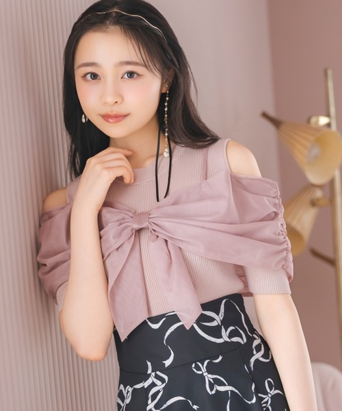 WILLSELECTION（ウィルセレクション）の「チュールオフショルリブニット（ニット/セーター・レディース・ピンク/ダークブラウン/ブラック/オフホワイト・FREE）」の4枚目の写真