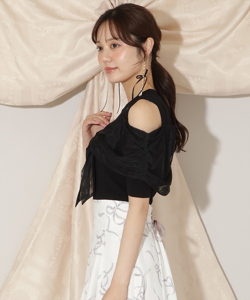 WILLSELECTION（ウィルセレクション）の「チュールオフショルリブニット（ニット/セーター・レディース・ピンク/ダークブラウン/ブラック/オフホワイト・FREE）」の13枚目の写真