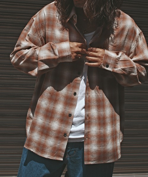 ALL RUNS（オールランズ）の「オーバーサイズ オンブレチャックシャツ（シャツ/ブラウス・メンズ・ブラック/オレンジ/マスタード・L/M）」の17枚目の写真