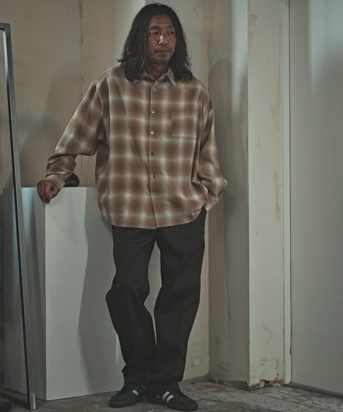 ALL RUNS（オールランズ）の「オーバーサイズ オンブレチャックシャツ（シャツ/ブラウス・メンズ・ブラック/オレンジ/マスタード・L/M）」の14枚目の写真