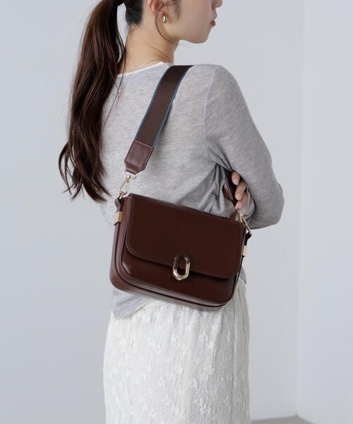 FREE'S MART（フリーズマート）の「◆レトロフラップショルダー（ハンドバッグ・レディース・ホワイト/ブラウン/レッド/ブラック・ﾌﾘ-）」の8枚目の写真