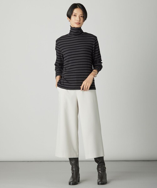J.PRESS Ladies(J.プレス レディス)の「カシミヤシルク シアーリブ ボーダー タートル カットソー(Tシャツ/カットソー・レディース・アイボリー系1/ブラック系1・SMALL)」の3枚目の写真