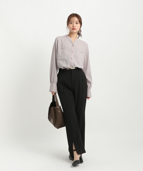 Andemiu（アンデミュウ）の「フロントスリットストレートパンツ589185（スラックス・レディース・ブラック/アイボリー/グレイッシュベージュ・SMALL/MEDIUM）」の20枚目の写真