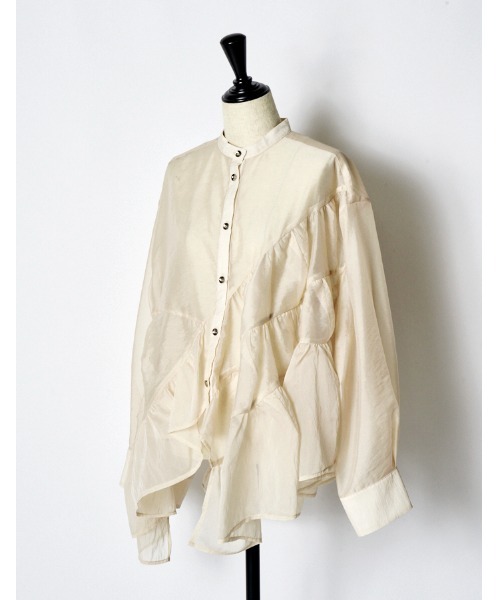RUMCHE(ラムシェ)の「Sheer Gathered Blouse / シアーギャザーブラウス(シャツ/ブラウス・レディース・ブラック/アイボリー・FREE)」の15枚目の写真