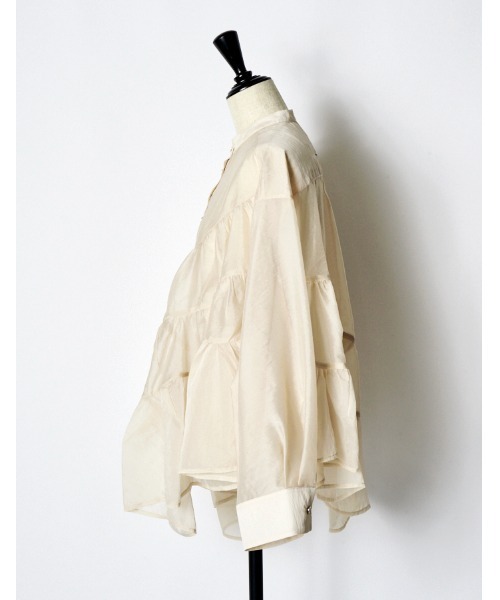 RUMCHE(ラムシェ)の「Sheer Gathered Blouse / シアーギャザーブラウス(シャツ/ブラウス・レディース・ブラック/アイボリー・FREE)」の16枚目の写真