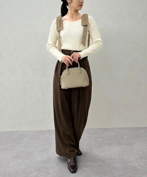 31 Sons de mode(トランテアン ソン ドゥ モード)の「2025秋冬新作 ベロア肩リボンニット(ニット/セーター・レディース・チャコールグレー/ブラウン/ベージュ・フリ-)」の8枚目の写真