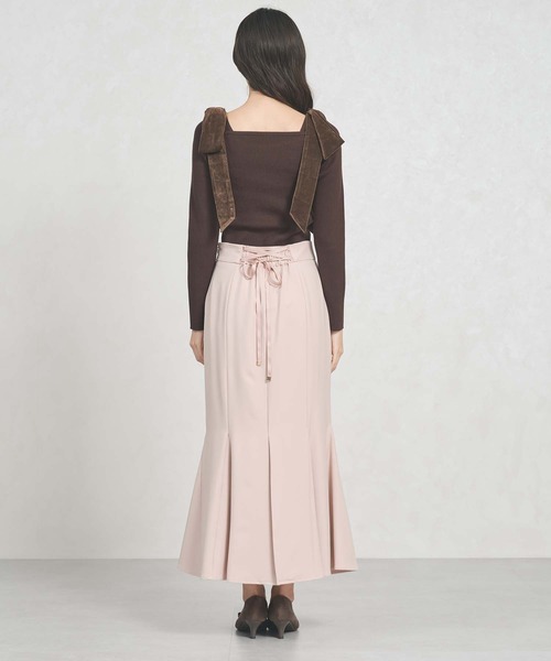 31 Sons de mode(トランテアン ソン ドゥ モード)の「2025秋冬新作 ベロア肩リボンニット(ニット/セーター・レディース・チャコールグレー/ブラウン/ベージュ・フリ-)」の19枚目の写真