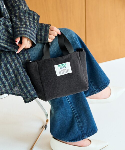 FREAK'S STORE（フリークスストア）の「限定展開 DISCUS ATHLETIC × FREAK'S STORE/ディスカス アスレチック 別注 フリース 2way ショルダーバッグ（ショルダーバッグ・レディース・ネイビー/ブラック/グレー・ONE SIZE）」の18枚目の写真