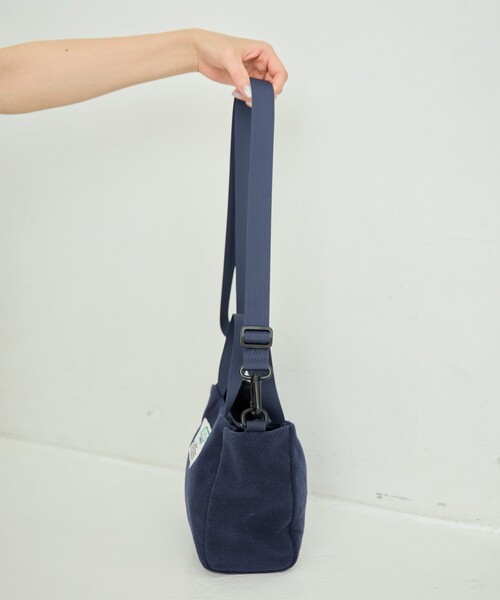 FREAK'S STORE（フリークスストア）の「限定展開 DISCUS ATHLETIC × FREAK'S STORE/ディスカス アスレチック 別注 フリース 2way ショルダーバッグ（ショルダーバッグ・レディース・ネイビー/ブラック/グレー・ONE SIZE）」の21枚目の写真