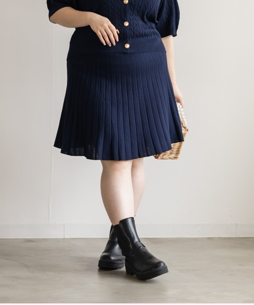 CLETTE（クレット）の「CLETTEオリジナルフレアニットミニスカート（スカート・レディース・グレー/ネイビー・4L/3L/LL）」の10枚目の写真