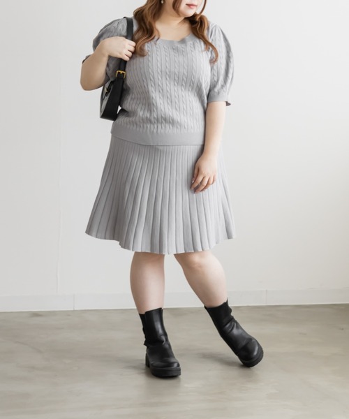CLETTE（クレット）の「CLETTEオリジナルフレアニットミニスカート（スカート・レディース・グレー/ネイビー・4L/3L/LL）」の5枚目の写真