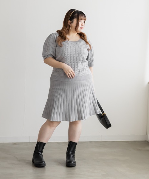 CLETTE（クレット）の「CLETTEオリジナルフレアニットミニスカート（スカート・レディース・グレー/ネイビー・4L/3L/LL）」の6枚目の写真