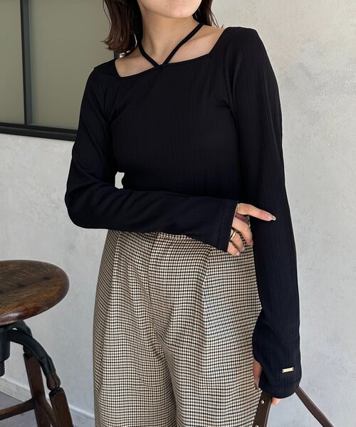 Thevon（ゼボン）の「チャーム付きホルターネックリブプルオーバー（Tシャツ/カットソー・レディース・ベージュ/アイボリー/ブラック・FREE）」の19枚目の写真