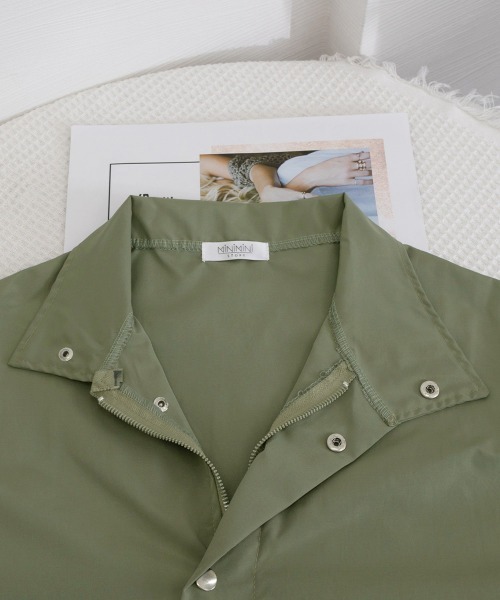 Miniministore(ミニミニストア)の「スタンドカラージャケット韓国風ジャンパー(ブルゾン・レディース・グレイッシュベージュ/カーキ・L/M)」の6枚目の写真