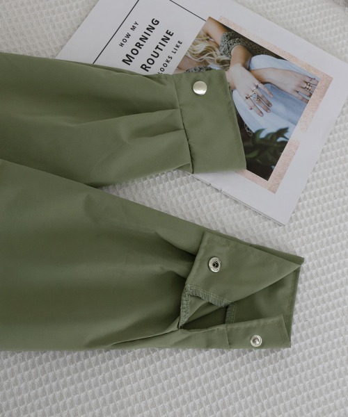 Miniministore(ミニミニストア)の「スタンドカラージャケット韓国風ジャンパー(ブルゾン・レディース・グレイッシュベージュ/カーキ・L/M)」の7枚目の写真