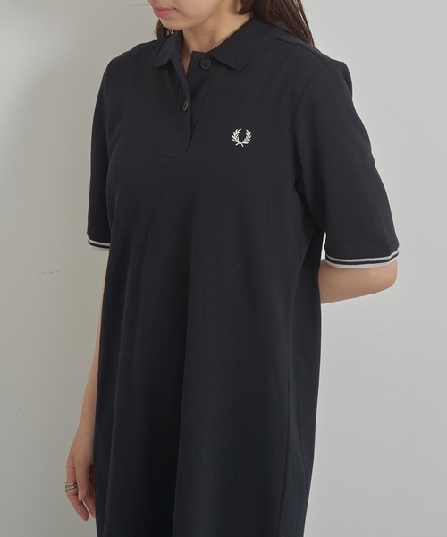 FRED PERRY（フレッドペリー）の「【FRED PERRY】半袖ポロシャツワンピース SHEER TIPPED POLO DRESS D2179（ワンピース・レディース・ブラック/バーガンディー・10）」の4枚目の写真