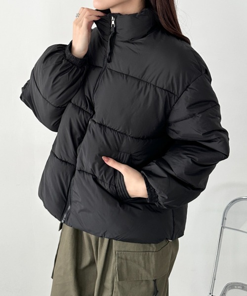 CLEA（クレア）の「スタンドカラー中綿ジャケット（ダウンジャケット/コート・レディース・アイボリー/ブラック/イエロー/ピンク・FREE）」の12枚目の写真