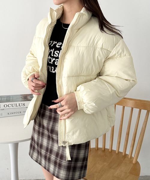 CLEA（クレア）の「スタンドカラー中綿ジャケット（ダウンジャケット/コート・レディース・アイボリー/ブラック/イエロー/ピンク・FREE）」の19枚目の写真