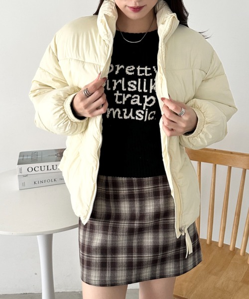 CLEA（クレア）の「スタンドカラー中綿ジャケット（ダウンジャケット/コート・レディース・アイボリー/ブラック/イエロー/ピンク・FREE）」の16枚目の写真