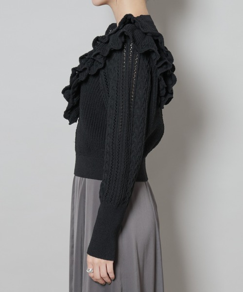 NANO universe(ナノユニバース)の「フリルケーブルニットプルオーバー(ニット/セーター・レディース・オフホワイト/ブラック・FREE)」の5枚目の写真