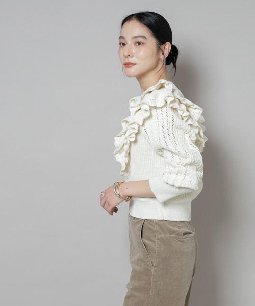 NANO universe(ナノユニバース)の「フリルケーブルニットプルオーバー(ニット/セーター・レディース・オフホワイト/ブラック・FREE)」の14枚目の写真