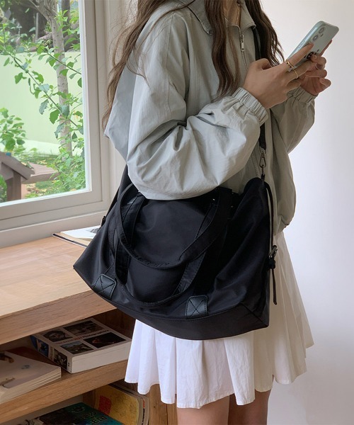 Miniministore(ミニミニストア)の「大容量トートバッグA4通勤通学斜め掛け鞄(トートバッグ・レディース・アイボリー/ブラック・FREE)」の3枚目の写真