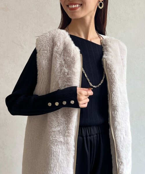 Chez toi(シェトワ)の「アシメスクエアニット(ニット/セーター・レディース・キャメル/グリーン/ブラック/アイボリー・FREE)」の2枚目の写真