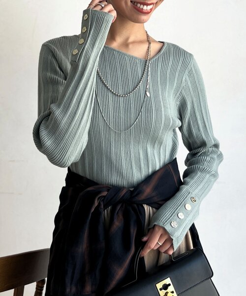 Chez toi(シェトワ)の「アシメスクエアニット(ニット/セーター・レディース・キャメル/グリーン/ブラック/アイボリー・FREE)」の22枚目の写真