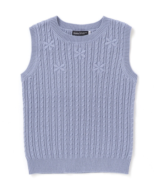 BeBe(ベベ)の「ケーブル編みクルーネックニットベスト(ベスト・キッズ・ブルー・130cm/150cm/120cm/140cm)」の8枚目の写真